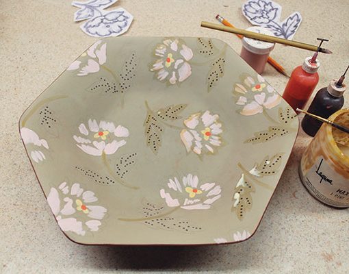 12 Hand paint the lightest parts of the motif, here the peony, stem, and stamen.