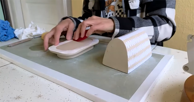 Great Tips for Decorating with Underglaze and Stencils
