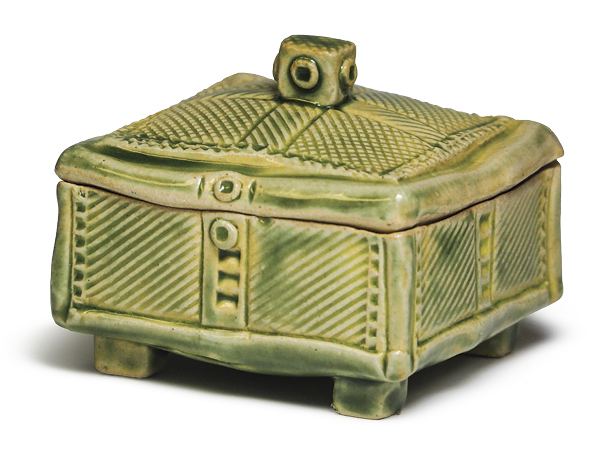 Dan Ingersoll’s handbuilt story box, made from textured slabs and templates.