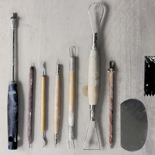 In the Studio: Surface Decoration. Tools and Techniques for Carving by Hilda Carr article thumbnail