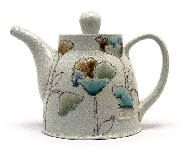 Kyle Brumsted's finished teapot.