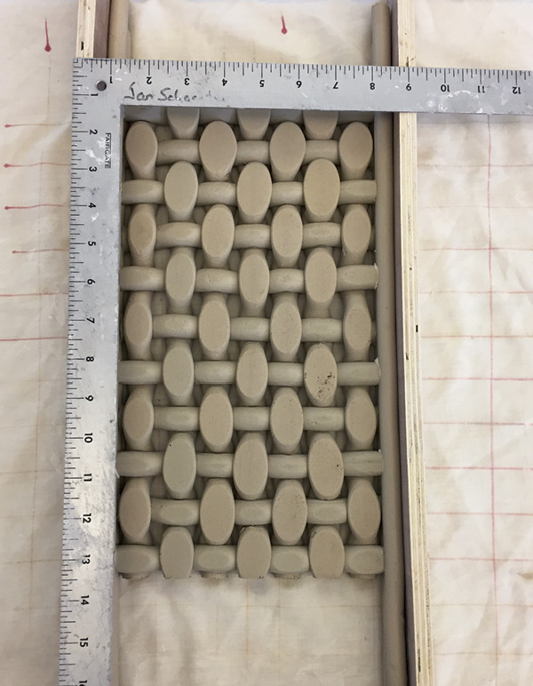 9 Attach a coil edge for a border or rim by scoring and using slip.