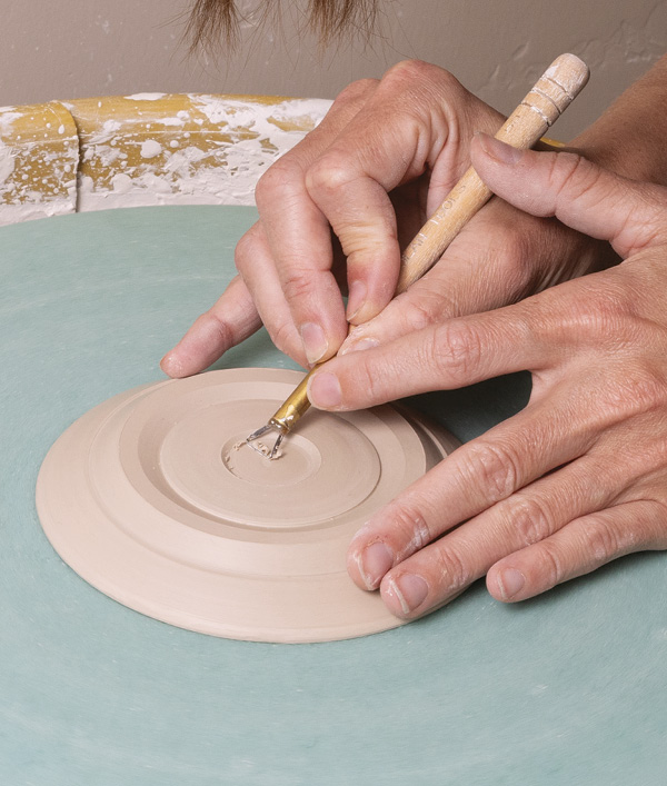 2 Trim the pin dish, paying attention to both the recess for the magnet and the thickness of the plate.