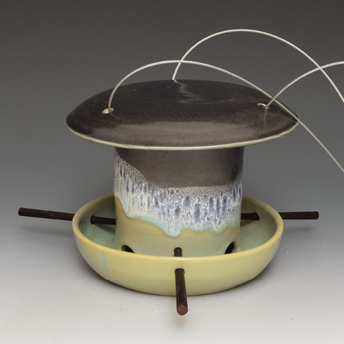 Bird Feeders 3-Ways by Sumi von Dassow article thumbnail