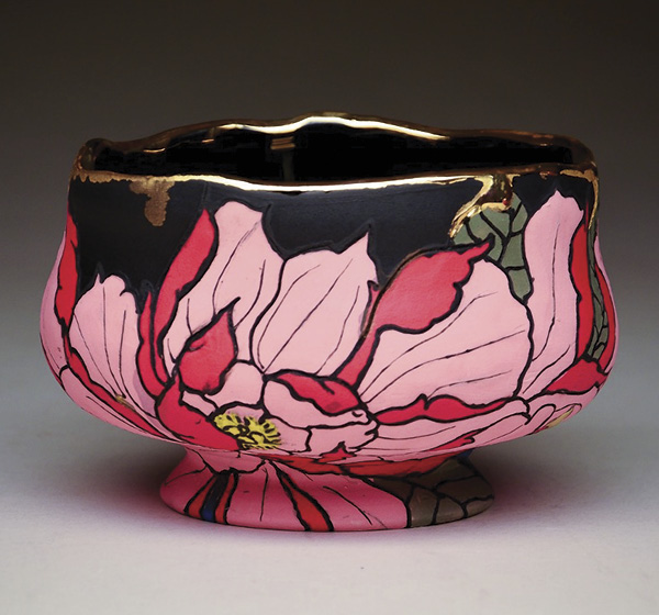 Midnight Compassion, 5 in. (13 cm) in diameter, porcelain, underglaze, glaze, gold luster, 2023.