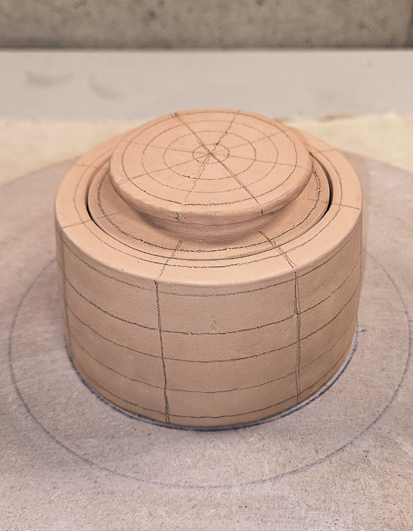 3 Finish the grid to help keep the design balanced and mostly symmetrical.