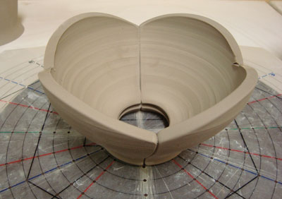 Fig.5 Coat the walls with joining slip and reassemble the parts.