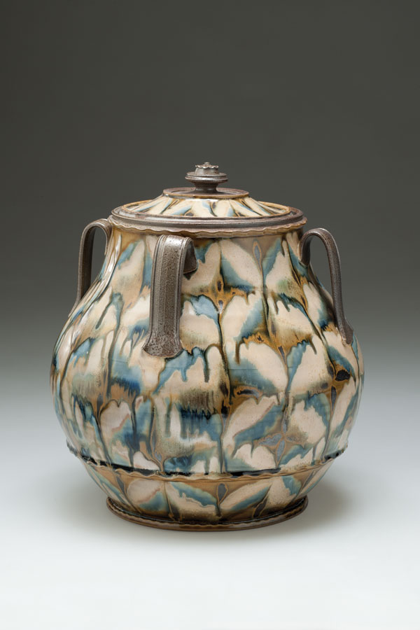 4 Covered jar, stoneware, 12 in. (31 cm) in height, 2011. Collection: Everson Museum. Photo: Brian Oglesbee.