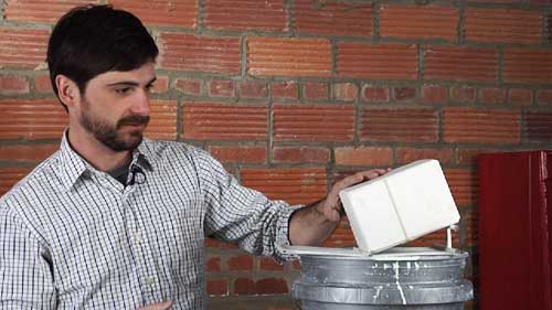 Helpful Tips for Slipcasting in a One-Piece Mold