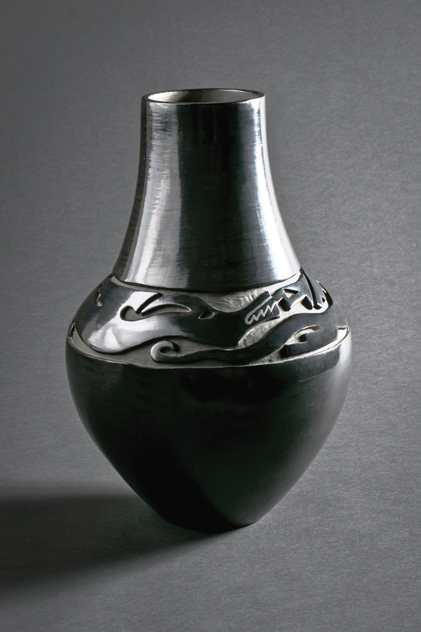 2013.8-Margaret-Tafoya-Long-Neck-Jar