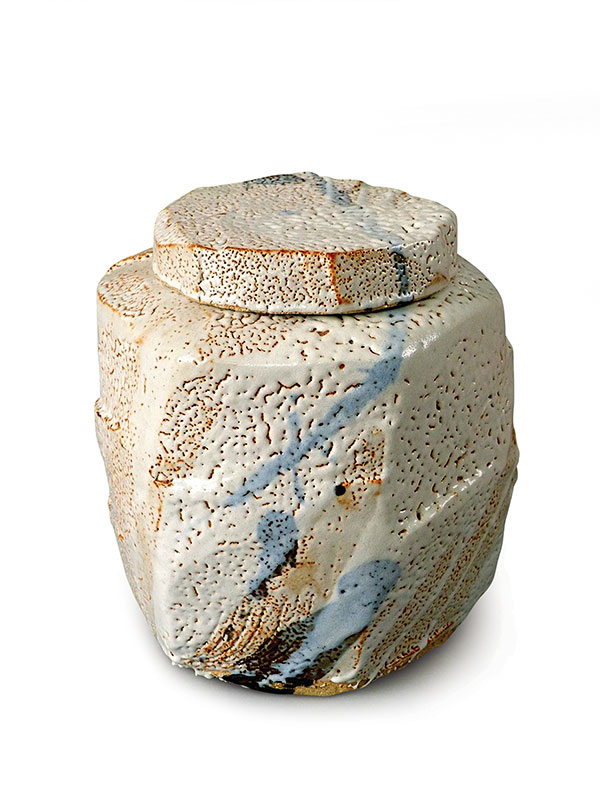 3 Pascal Geoffroy’s tea box, 7¾ in. (20 cm) in height, 2014.