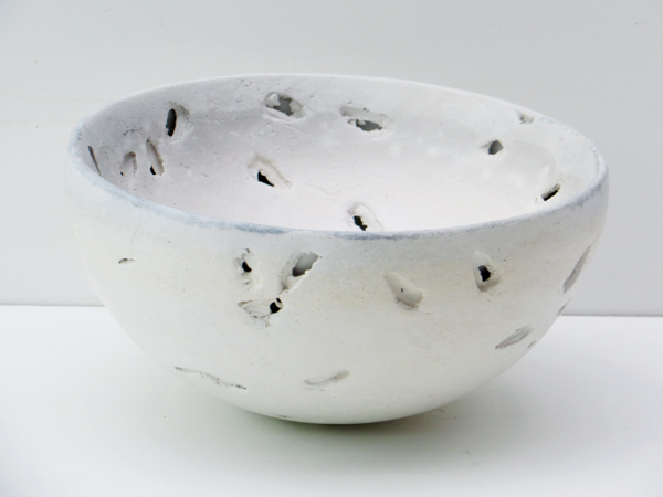 2 Bowl from Containing Time installation, 4 in. (11 cm) in height, handbuilt double-walled vessels, made of a mixed porcelain and stoneware clay body, burnished, saggar fired to 1940°F (1060°C), 2014.