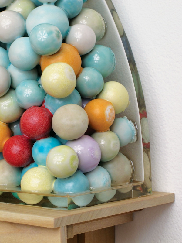 2 Cloud (detail), 24 in. (61 cm) in length, porcelain, wood, resin, 2011. Photo: Alan Wiener.
