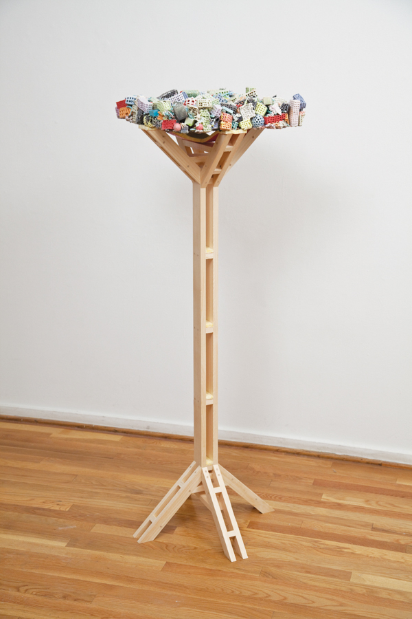 6 Uprooted, 5 ft. 2 in. (1.5 m) in height, ceramic, wood, carpet padding, resin, 2010. Photo: Joseph Hu.