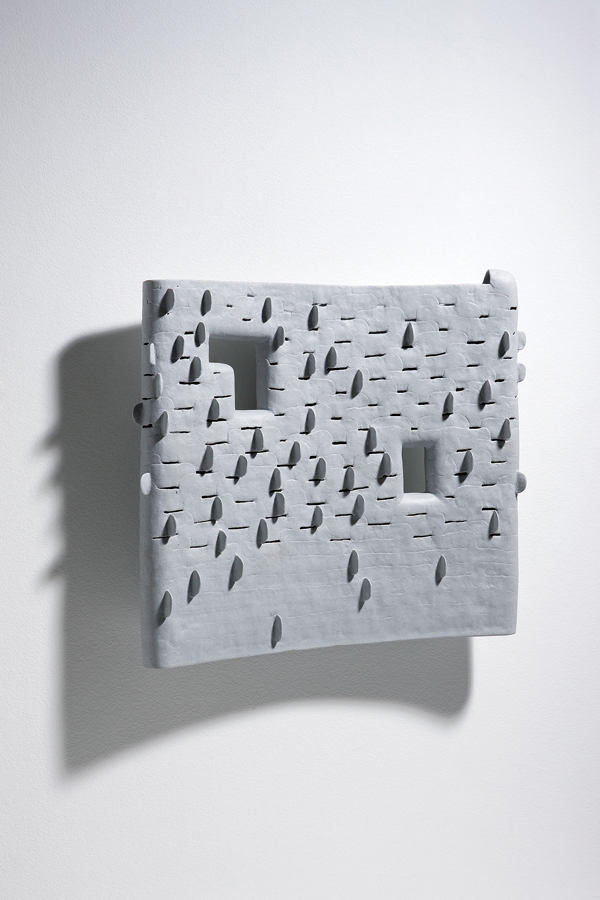 Chun-Bok-Lee-Still-Forest-3-porcelain-51x47x12cm-2015