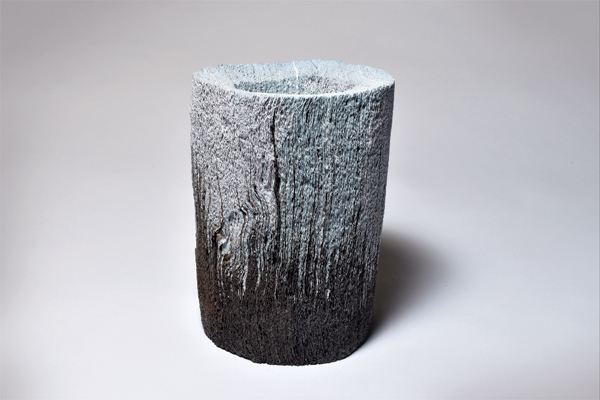 Jong-Jin-Park-Artistic-Stratum_B4B1-1000-sheets-of-tissue-paper-porcelain-with-stain-Dimensions-W-x-D-x-Hcm-11x13x21cm-2016-