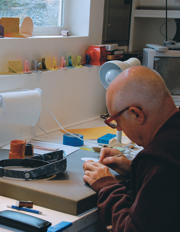 2 Ron Nagle in the studio. Photos courtesy of Matthew Marks Gallery. 