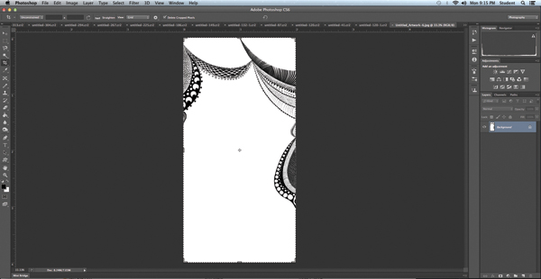 1 Using Adobe Photoshop to edit an image drawn using the Procreate app on an iPad Pro. Before oxide fusion printing onto a ceramic surface, a black-and-white image must be prepared for printing. Copies of the base image are arranged to form a continuous pattern. 