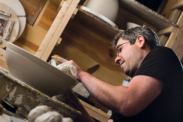 2 Alex Thullen working in the studio. Photo: Lex Dodson.