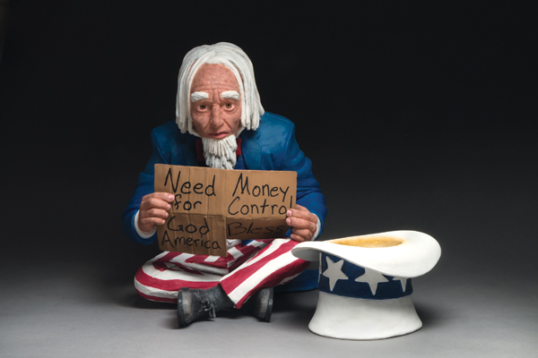 1 Sean Clute’s Manifest Dynasty, 18 in. (46 cm) in height, clay, acrylic paint, 2015. Photo: Guy Nicol.
