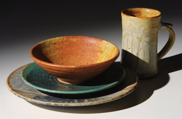 4 Place setting, to 10 in. (25 cm) in diameter, stoneware, 2010.