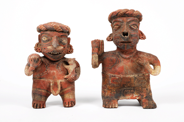 1 Unknown Nayarit maker’s Male and Female Figures, to 13¼ (34 cm) in height, hollow earthenware, pigments, low fired, circa 200 BCE–200 CE. Courtesy of Crocker Art Museum.r