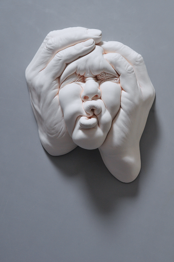 1 Johnson Tsang’s Lucid Dream II, 27½ in. (70 cm) in length, porcelain, 2018.