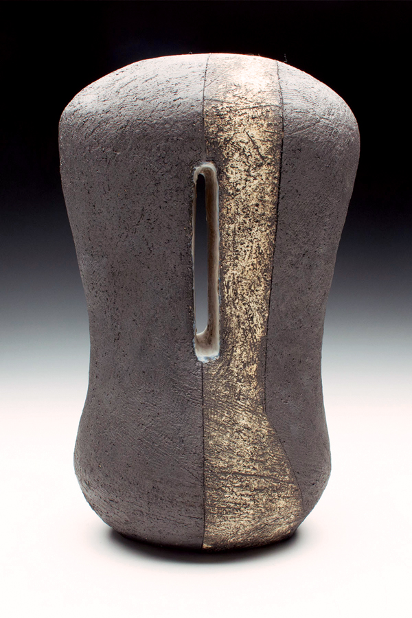 1 Will McComb’s Biomorph, 12 in. (30 cm) in height, stoneware, underglaze, glaze, 2018.