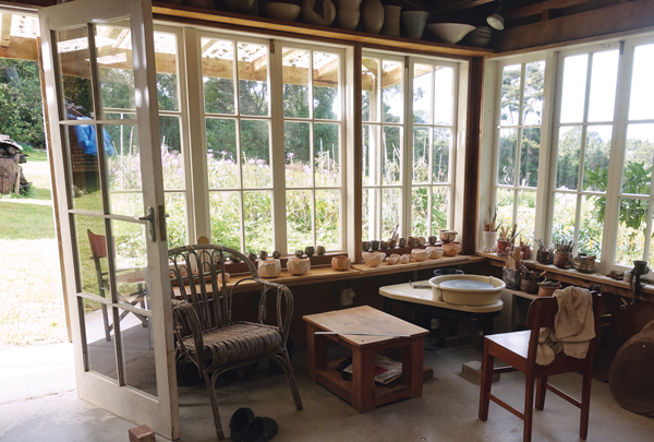 3 Interior view of the studio.