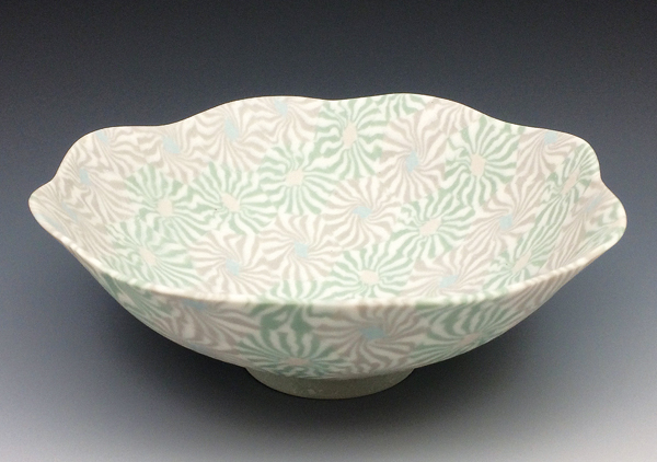  8 Green gray swirl, 16 in. (41 cm) in diameter, handbuilt nerikomi porcelain, fired to cone 6, 2017. Photo: General Fine Craft. All work: handbuilt nerikomi porcelain, fired to cone 6.