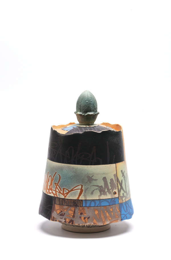 Skirted Jar, 8 in. (20 cm) in height, white stoneware, fired to cone 6 in oxidation. Photo: Taylor Made Photography.