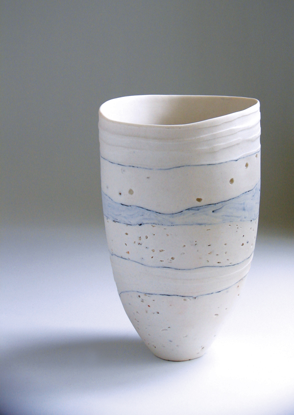 1 Waterlines, 6¾ in. (17 cm) in height, pinched and coiled porcelain, oxides, unglazed, fired to 2228°F (1220°C), 2017. 