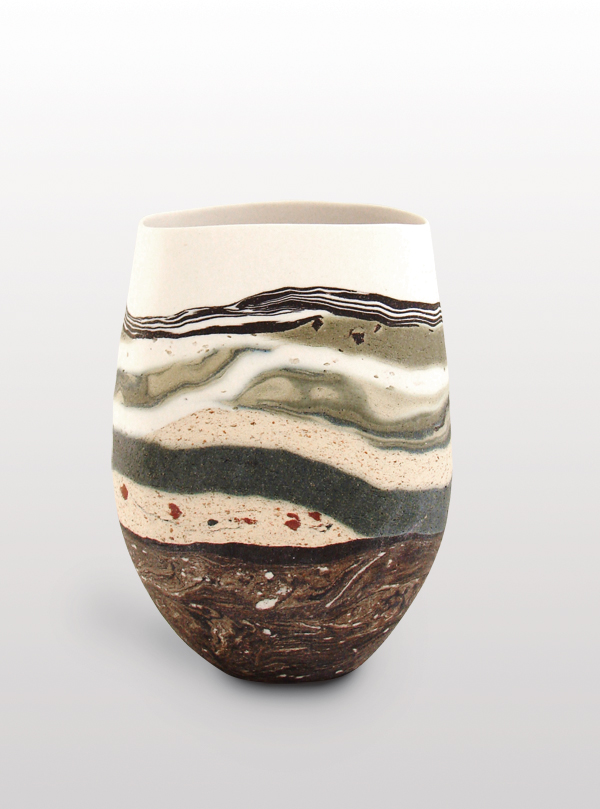 5 Flow, 8¼ in. (21 cm) in height, porcelain and stoneware clays, pinched, coiled, oxides, unglazed, fired to 2228°F (1220°C), 2017.