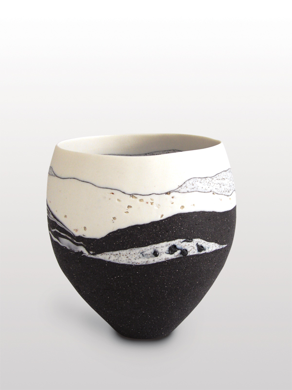 6 Snowlines, 5 in. (13 cm) in height, porcelain and stoneware clays, pinched, coiled, oxides, unglazed, fired to 2228°F (1220°C), 2013.