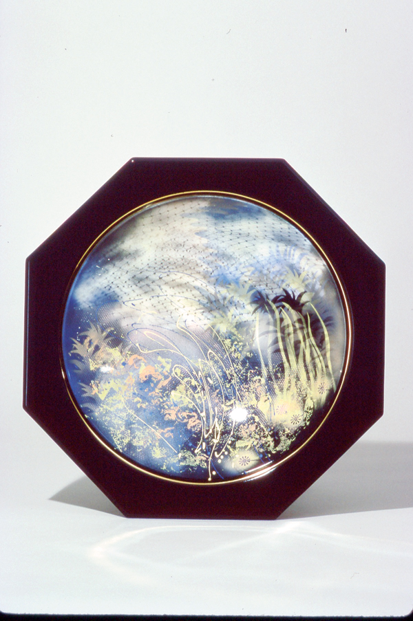 Dream Porthole, 18 in. (46 cm) in diameter, slip-cast bowl with slip-trailed, airbrushed decoration, 1993