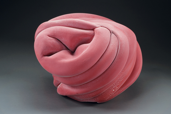 2 Hunter Stamps’ Vicissitude, 25 in. (64 cm) in width, wheel-thrown and altered stoneware, fired to cone 04 in oxidation, 2019. Photo: Mary Rezny.