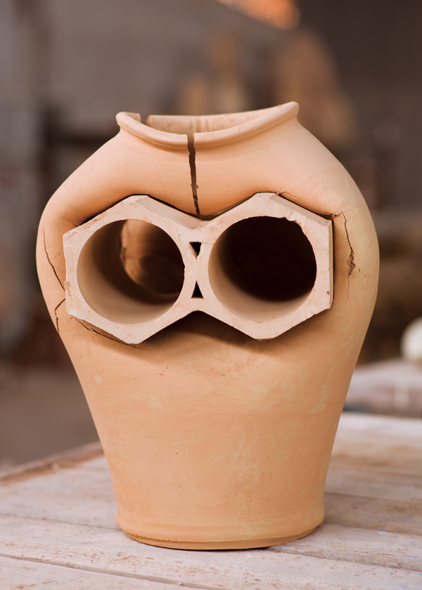 1 Miquel Barceló’s Jo submarinista, 17¾ in. (45 cm) in height, earthenware, 2011. Photo: Agustí Torres. 