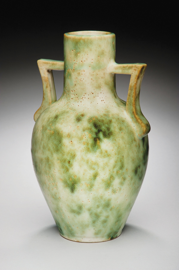 5 Egyptian vase, 9½ in. (24 cm) in height, ceramic, unmarked, Houghton Pottery Company. All glazed wares attributed to Stoin M. Stoin. Photos: Walker Montgomery.