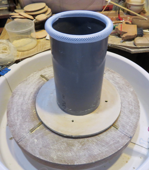 4 Assembled PVC chuck system. 