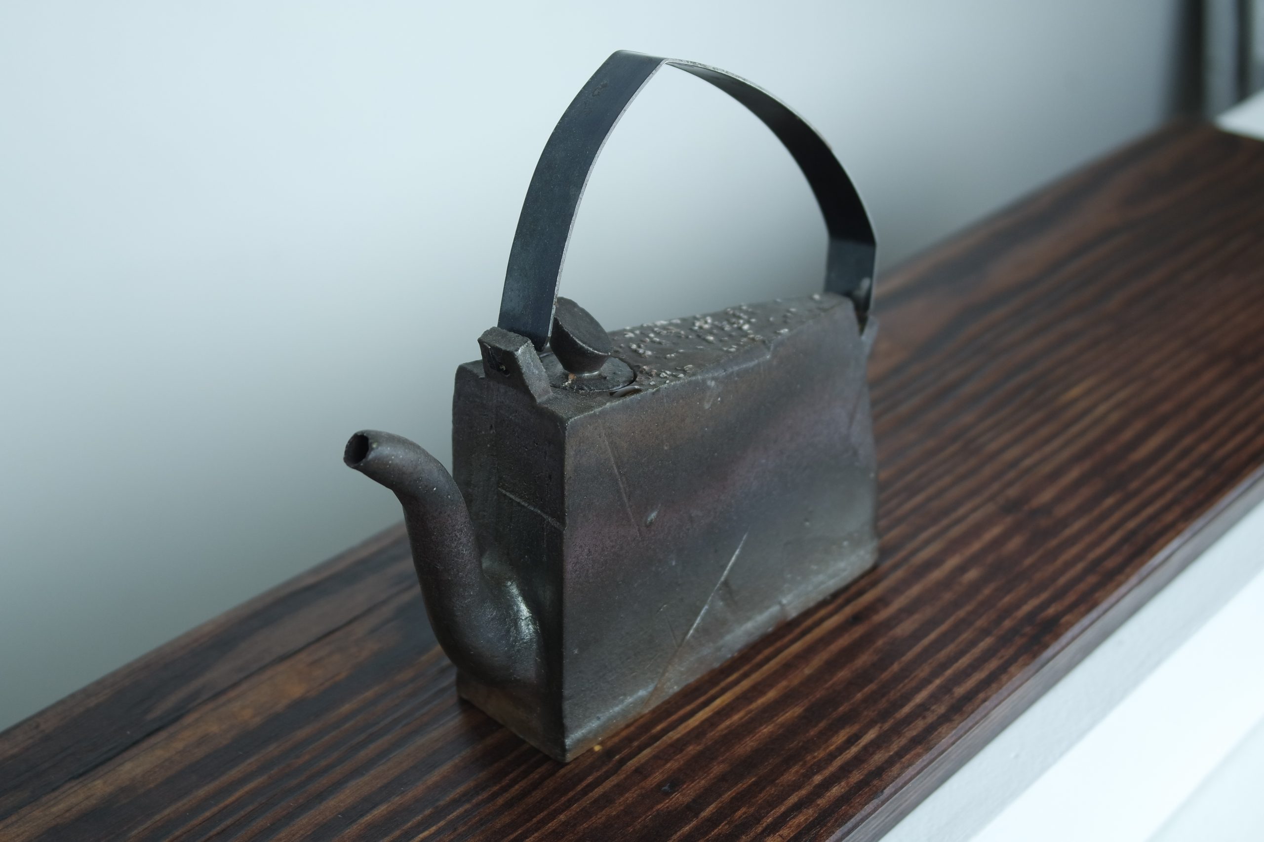 Hayun Surl, untitled, 7 in. (18 cm) in height, clay, metal, fired to cone 10–11