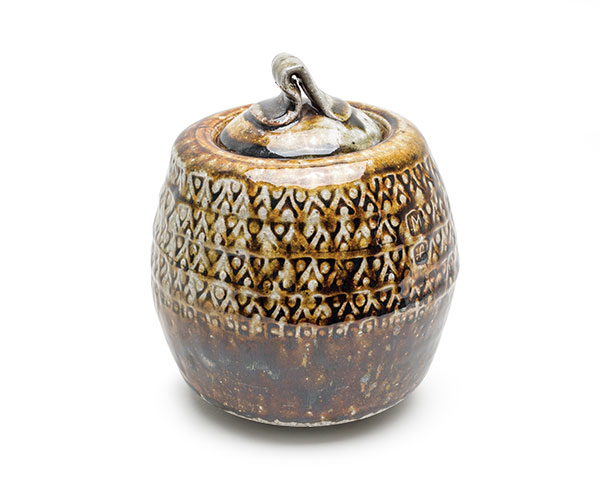 matthew-foster-rouletted-jar-image-roelof-uys