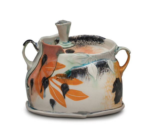 2 Taylor Sijan’s lidded box, 8 in. (20 cm) in diameter, porcelain, underglazes, fired to cone 6 in oxidation, 2019. 