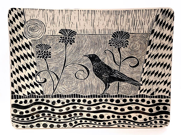 11 The finished platter, fired to cone 5 in an electric kiln. Note how the sgraffito decoration can create surface movement.