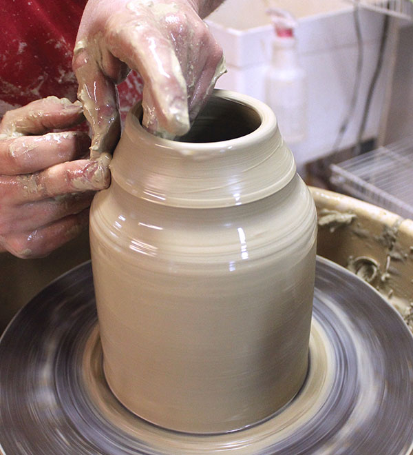 6 Repeat this step a few times to collar in the form.