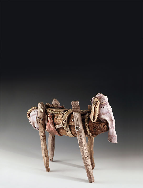 Gracie, 18 in. (46 cm) in width, ceramic, 2017.