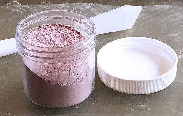 4 Store the powdered, dried glaze in a labeled plastic lidded container.