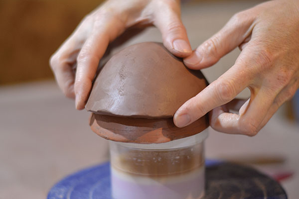 4 Compress & smooth the slab surface, then gently lift slab from mold.