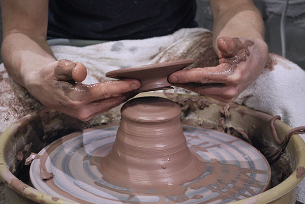 5 Score a guide line, cut the lid free with a wire tool, then lift it from the bottom. 