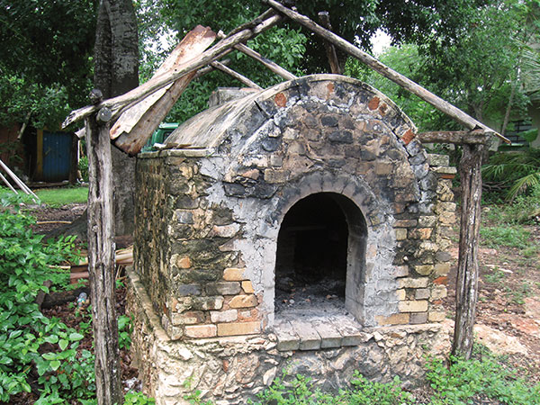 4 Patricia’s wood-fire kiln. 