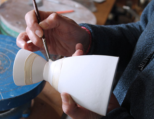 9 Apply latex resist as per the design and let it thoroughly dry.